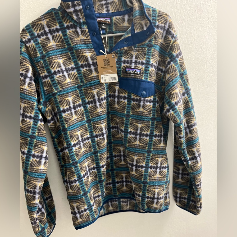 Patagonia Women's Lightweight Synchilla Snap-T Fleece Pullover,l SZ SMALL